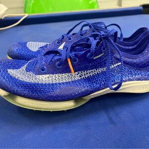 Nike Blue Flyknit Athletic Sneakers
